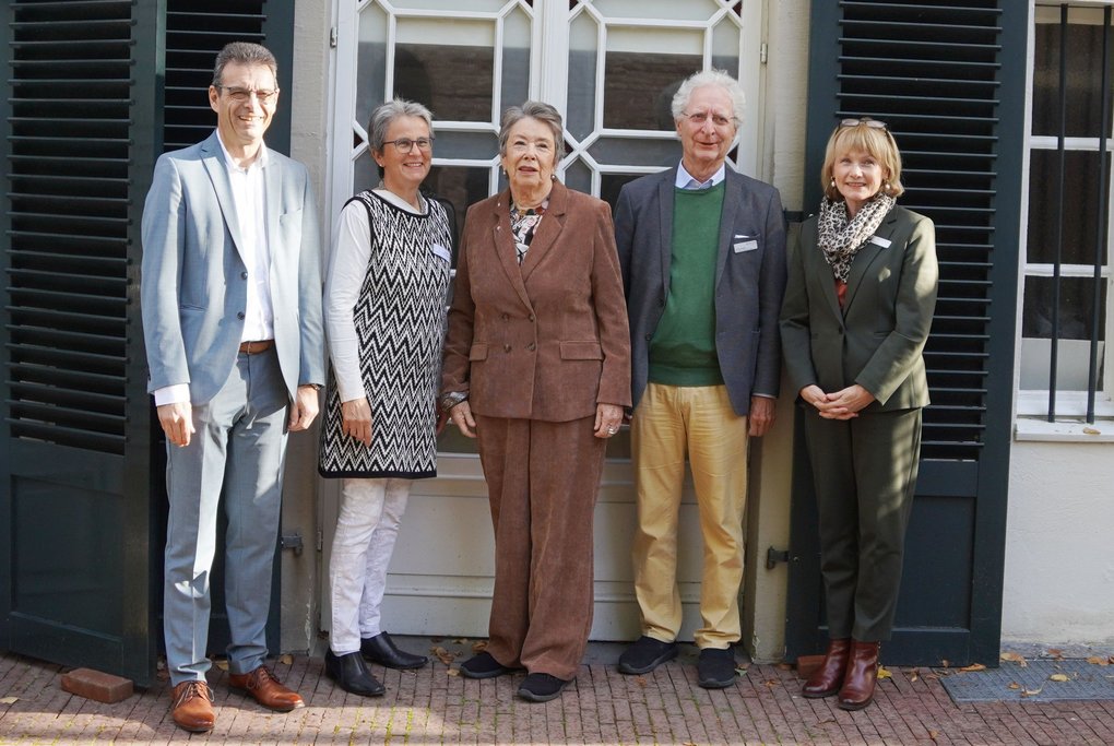 Tag der offenen Tür im Koekkoek-Haus – Gruppenbild mit Barbara Schock-Werner