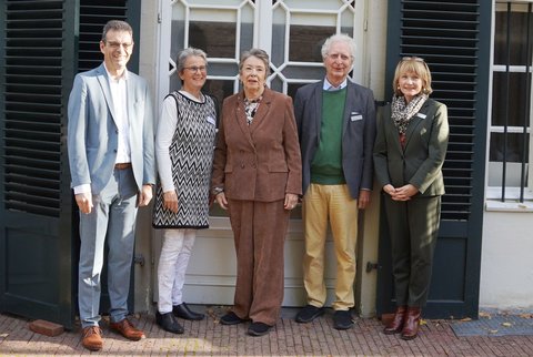 Tag der offenen Tür im Koekkoek-Haus – Gruppenbild mit Barbara Schock-Werner