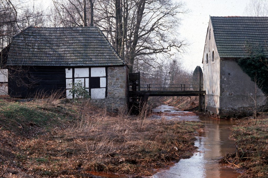 2-89-025-03