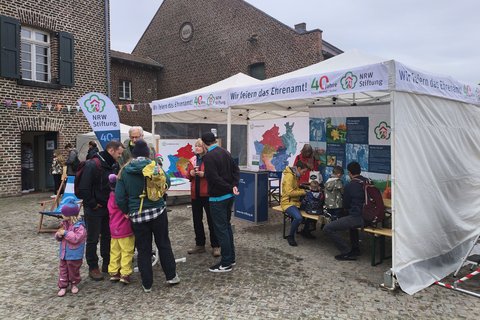 Hofmarkt auf Haus Bürgel am 17.05.2026